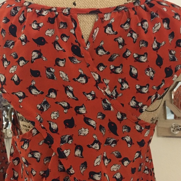 Sleeveless blouse. - Picture 6 of 7